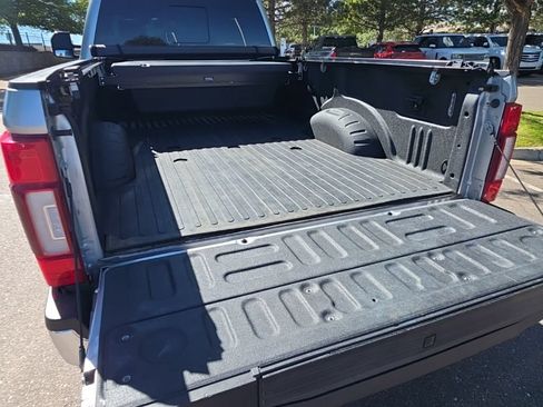 Used 2022 Ford F350 Lariat w/ Lariat Ultimate Package AWD/4WD image 9