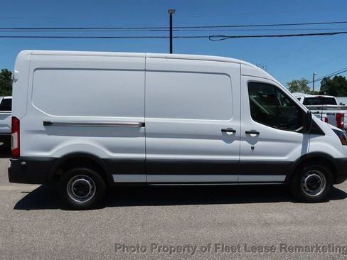 Used 2018 Ford Transit 250 148 Medium Roof RWD image 6