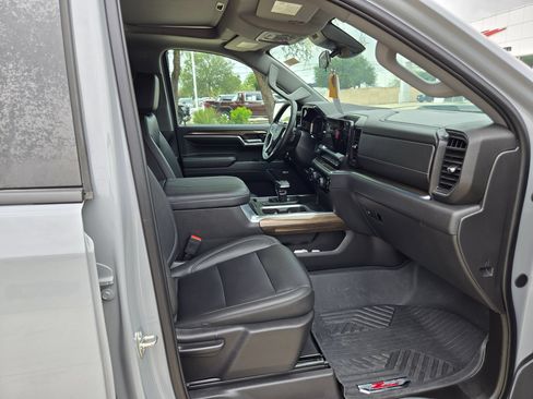 Certified 2024 Chevrolet Silverado 1500 LT Trail Boss w/ LT Trail Boss Premium Package AWD/4WD image 24