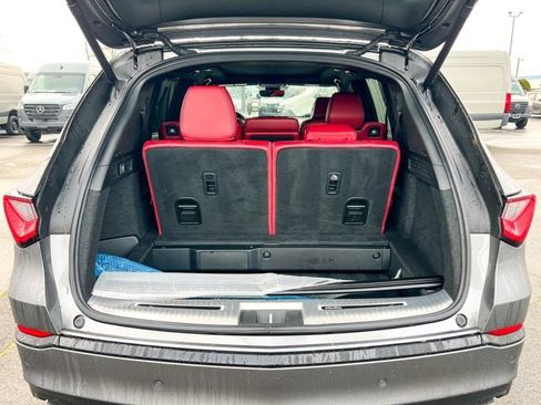 Used 2022 Acura MDX A-Spec image 9
