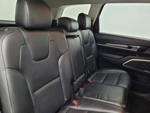 Used 2021 Kia Telluride LX image 19