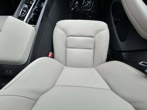 New 2026 Volvo XC60 B5 Core w/ Climate Package AWD/4WD image 15