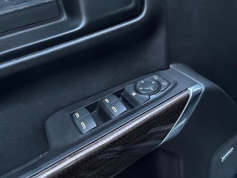 Used 2019 Chevrolet Silverado 1500 LT Trail Boss image 12