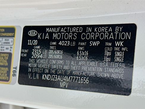 Used 2021 Kia Soul LX image 12