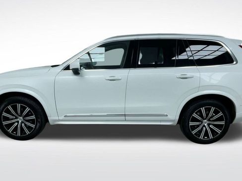 Certified 2024 Volvo XC90 B6 Plus image 21