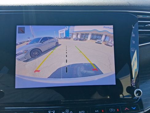 Used 2024 Jeep Wagoneer Series II w/ Flexible Seating Group image 19