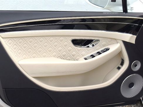 Used 2021 Bentley Continental GT AWD/4WD image 23