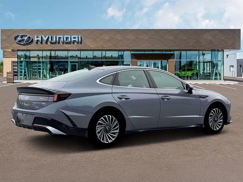 New 2026 Hyundai Sonata Limited image 8