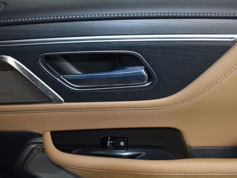 Certified 2025 INFINITI QX80 Sensory image 21