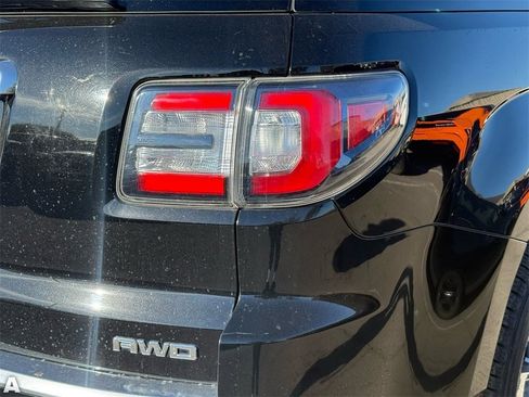 Used 2016 GMC Acadia Denali image 11