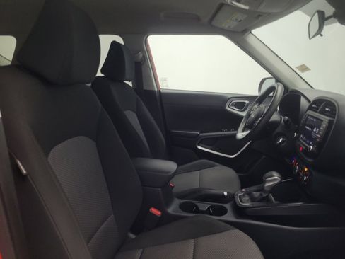 Used 2022 Kia Soul LX w/ Technology Package image 21
