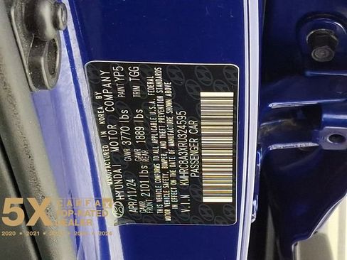 Certified 2024 Hyundai Venue SEL image 33