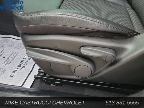 Used 2025 Jeep Compass Latitude AWD/4WD image 19