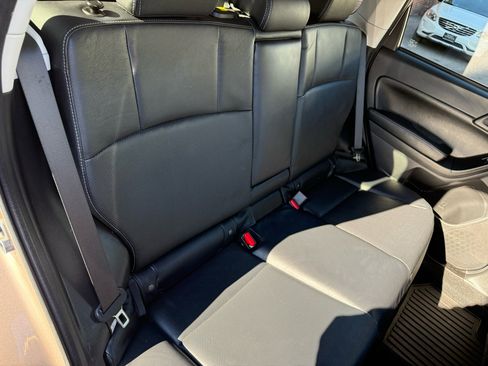 Used 2015 Subaru Forester 2.5i Limited image 8
