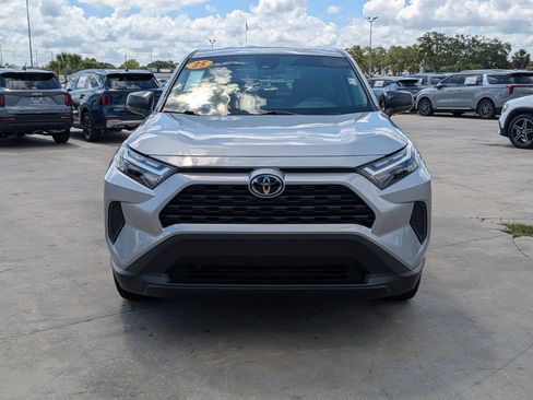 Used 2025 Toyota RAV4 LE FWD image 3