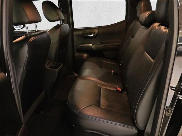 Used 2019 Toyota Tacoma TRD Pro AWD/4WD image 12