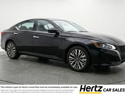Used 2025 Nissan Altima 2.5 SV