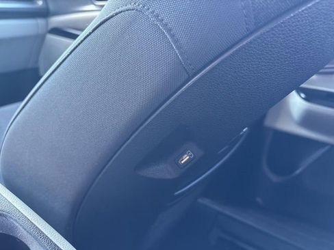 Certified 2023 Kia Carnival LX image 30