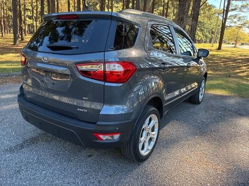 Used 2022 Ford EcoSport SE w/ SE Convenience Package image 3