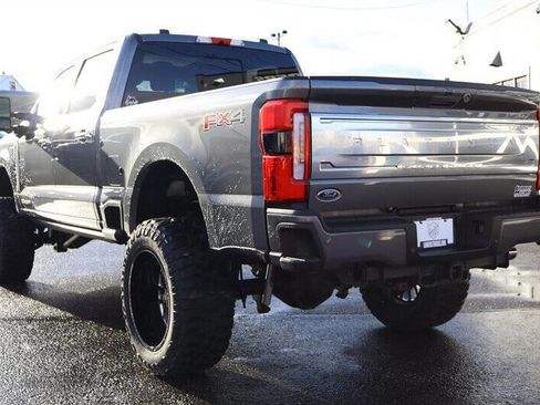 Used 2024 Ford F350 Platinum image 3