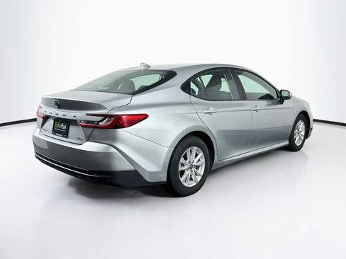 Used 2025 Toyota Camry LE FWD image 9