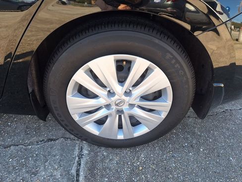 Used 2025 Nissan Sentra S image 24