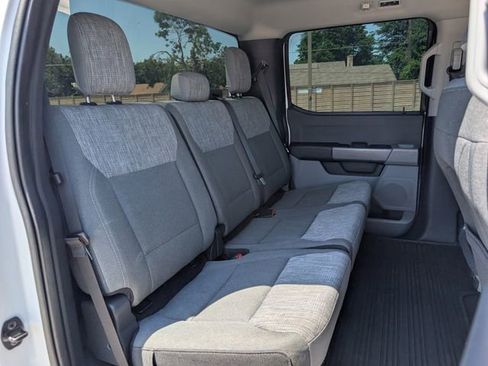 Used 2023 Ford F250 XLT w/ FX4 Off-Road Package AWD/4WD image 27