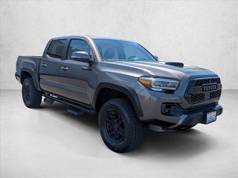 Used 2020 Toyota Tacoma TRD Pro AWD/4WD image 3