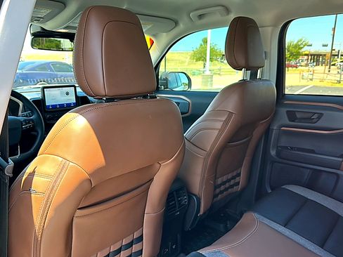 Used 2024 Ford Bronco Sport Outer Banks AWD/4WD image 17