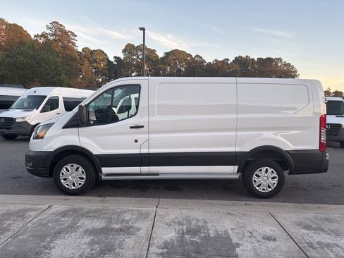 Used 2024 Ford Transit 250 Low Roof w/ Exterior Upgrade Package image 8