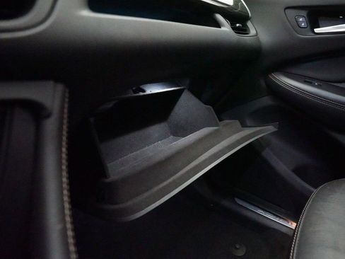 Used 2017 Buick Envision Essence FWD image 30