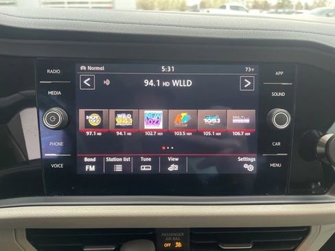 Used 2019 Volkswagen Jetta SEL image 9