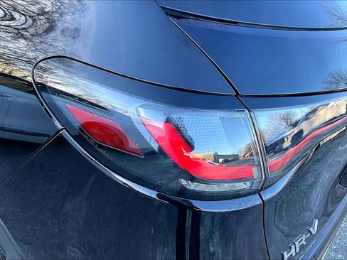 Used 2023 Honda HR-V Sport image 26