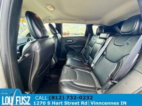 Used 2016 Jeep Cherokee Limited AWD/4WD image 17