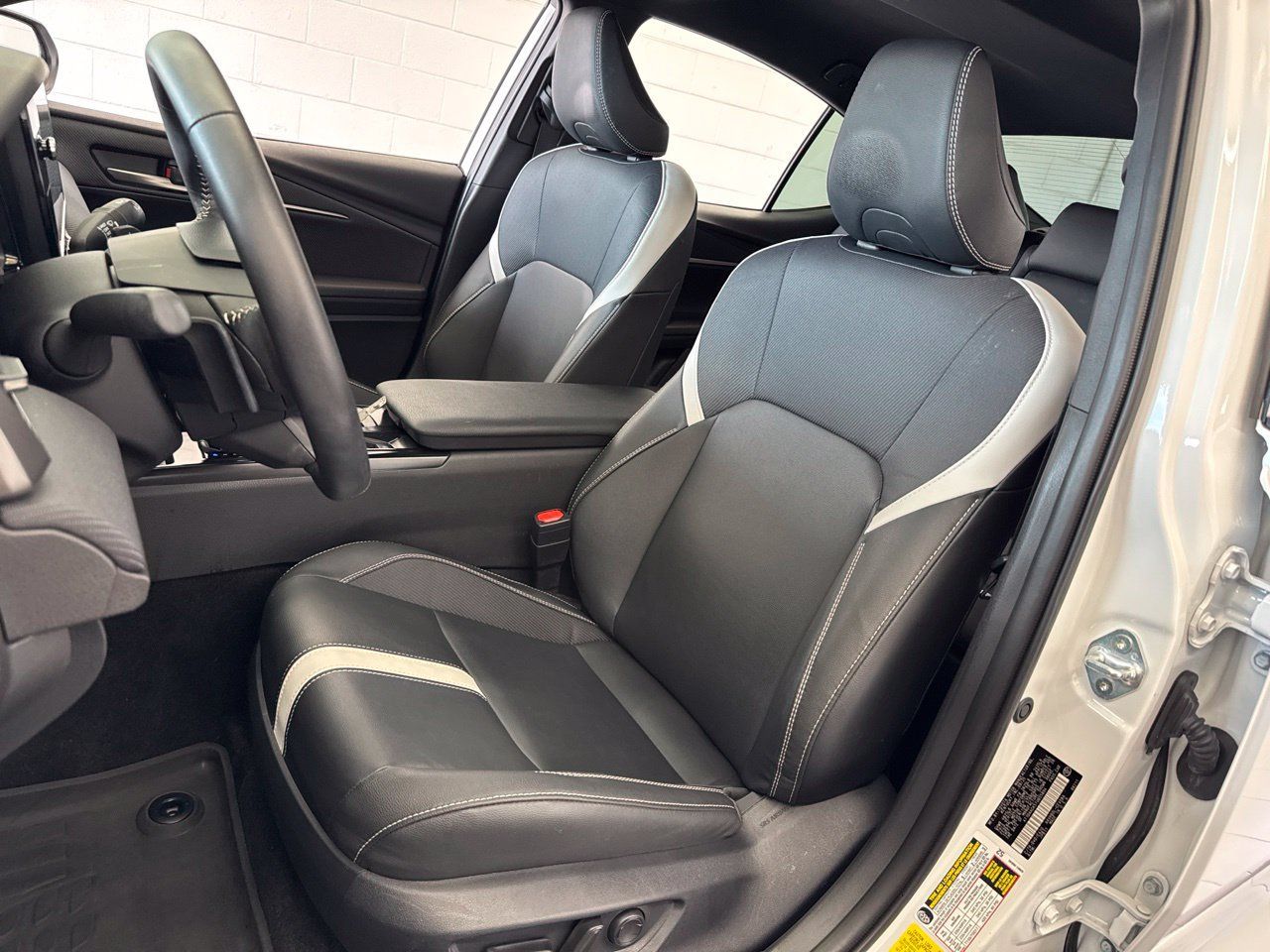 Used 2026 Toyota Camry SE w/ Multimedia Upgrade Package FWD image 14