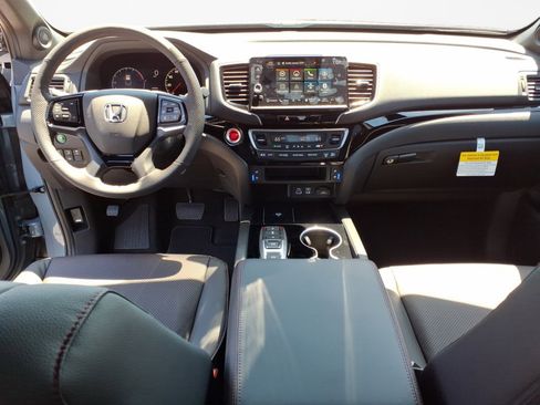 New 2026 Honda Ridgeline Black Edition image 11