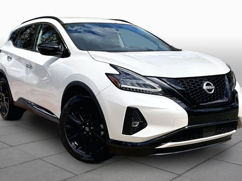 Used 2024 Nissan Murano SV w/ SV Midnight Edition Package image 3