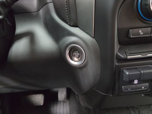 Used 2020 Chevrolet Silverado 1500 LT w/ All-Star Edition AWD/4WD image 16