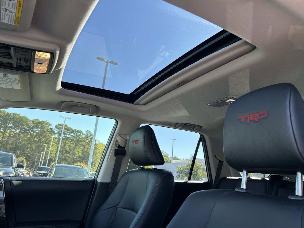Used 2023 Toyota 4Runner TRD Off-Road Premium w/ Moonroof Package AWD/4WD image 27