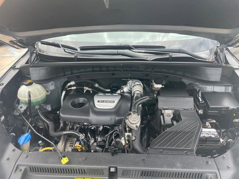 Used 2017 Hyundai Tucson Sport image 12