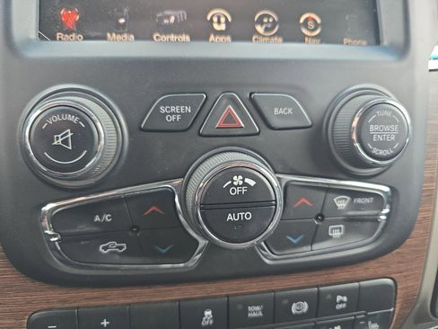 Used 2014 RAM 3500 Laramie w/ Protection Group image 21