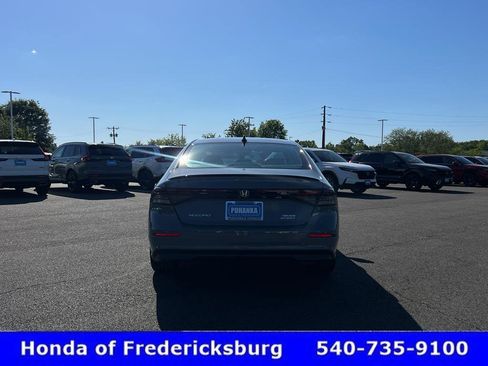 Used 2023 Honda Accord Sport image 7