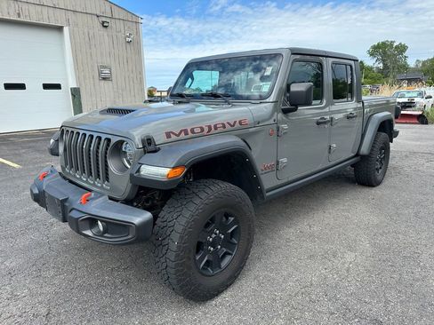Used 2021 Jeep Gladiator Mojave AWD/4WD image 11
