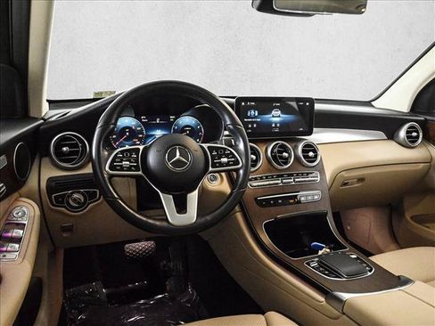 Used 2022 Mercedes-Benz GLC 300 4MATIC image 20