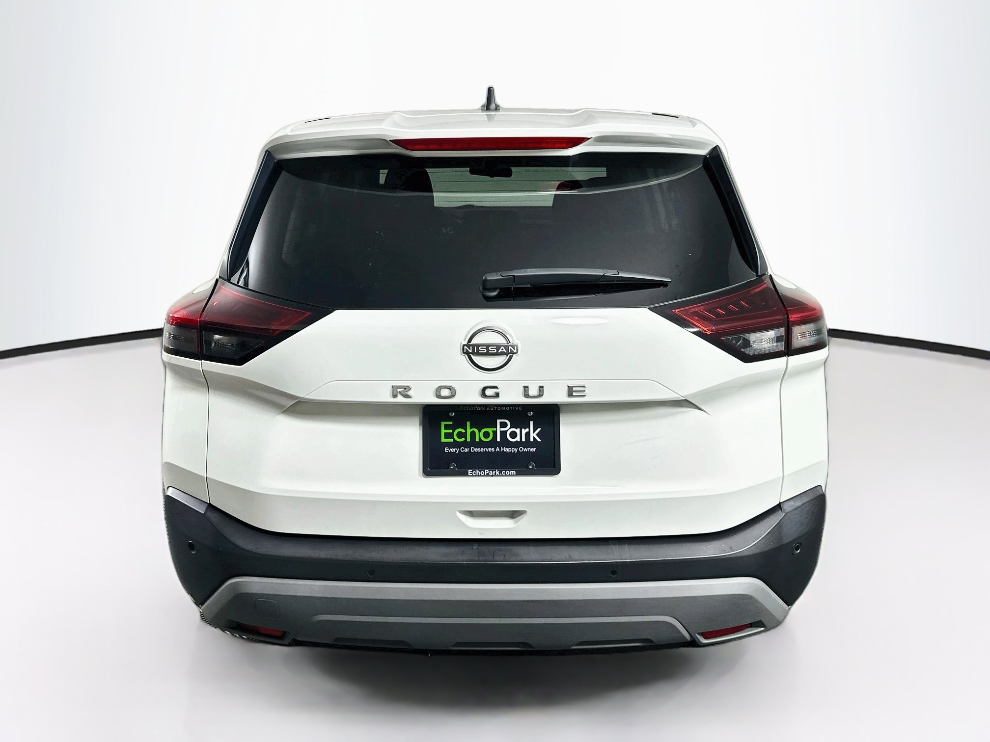 Used 2023 Nissan Rogue S FWD image 7