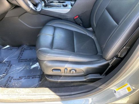 Used 2023 Chevrolet Blazer LT AWD/4WD image 32