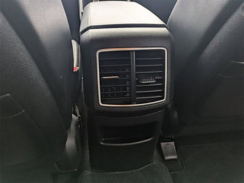 Used 2023 Kia Sportage EX image 12