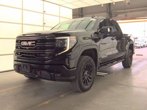 Used 2022 GMC Sierra 1500 AT4X AWD/4WD image 2