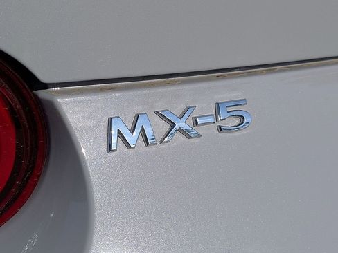 New 2025 MAZDA MX-5 Miata Grand Touring w/ Weather Package image 15