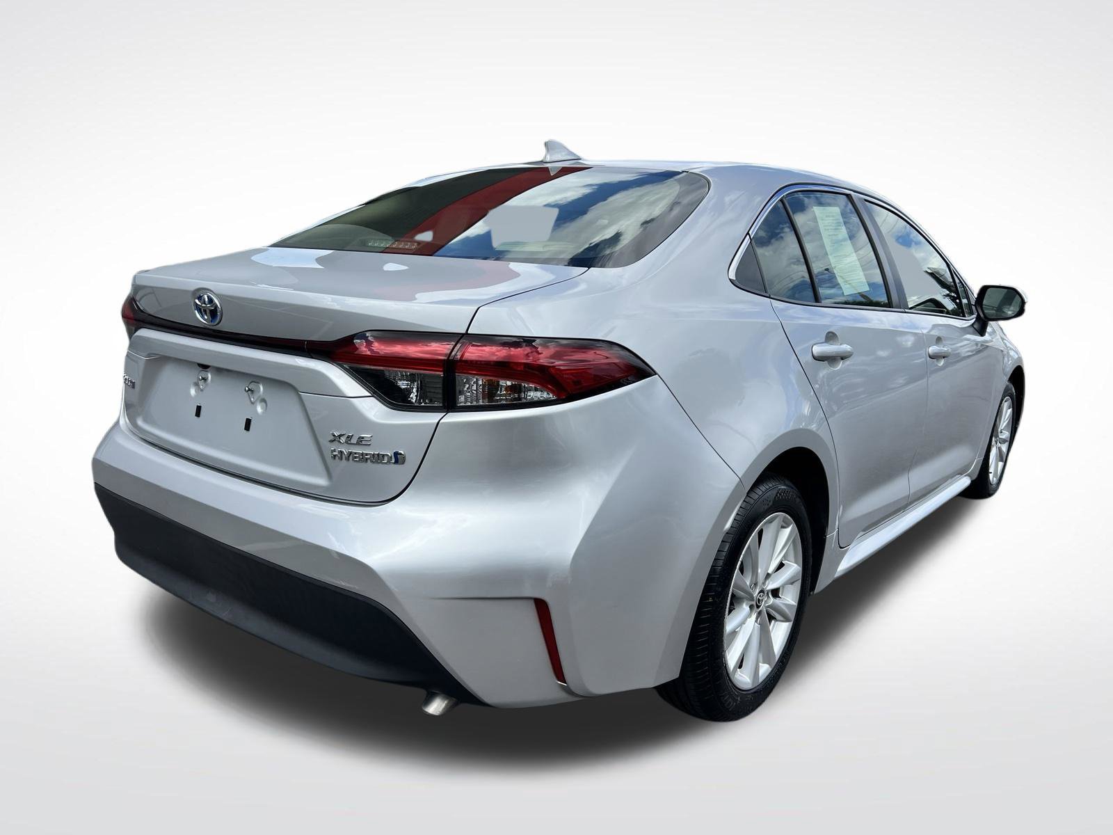 Used 2024 Toyota Corolla XLE FWD image 10